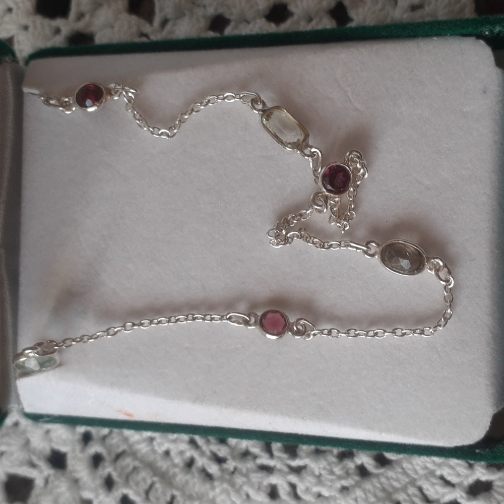 VtgSterling Silver MultiGemstone Necklace Amethyst,Garnet,Citrine & Quartz w/box - Picture 6 of 10